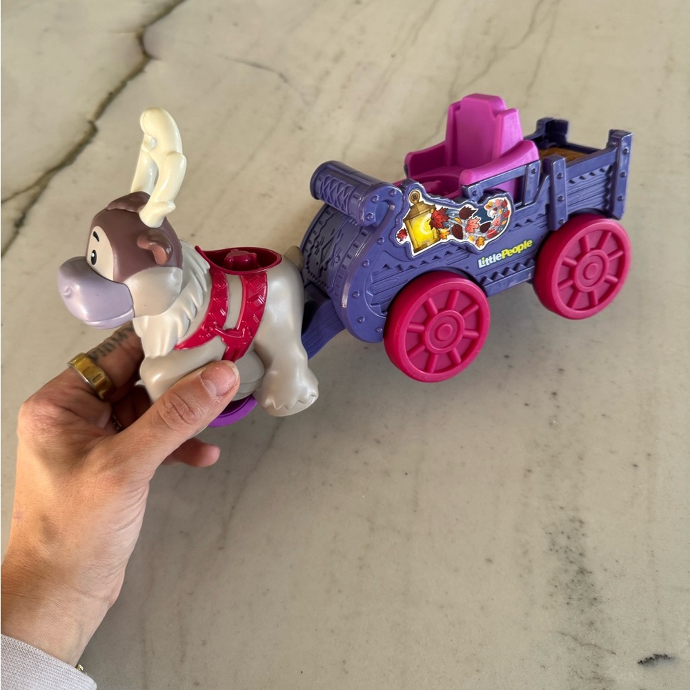 Fisher Price Little People - Frozen Wagon